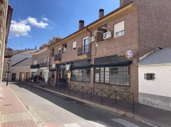 Business premises for sale in Calle Lavaderos, imagen 3