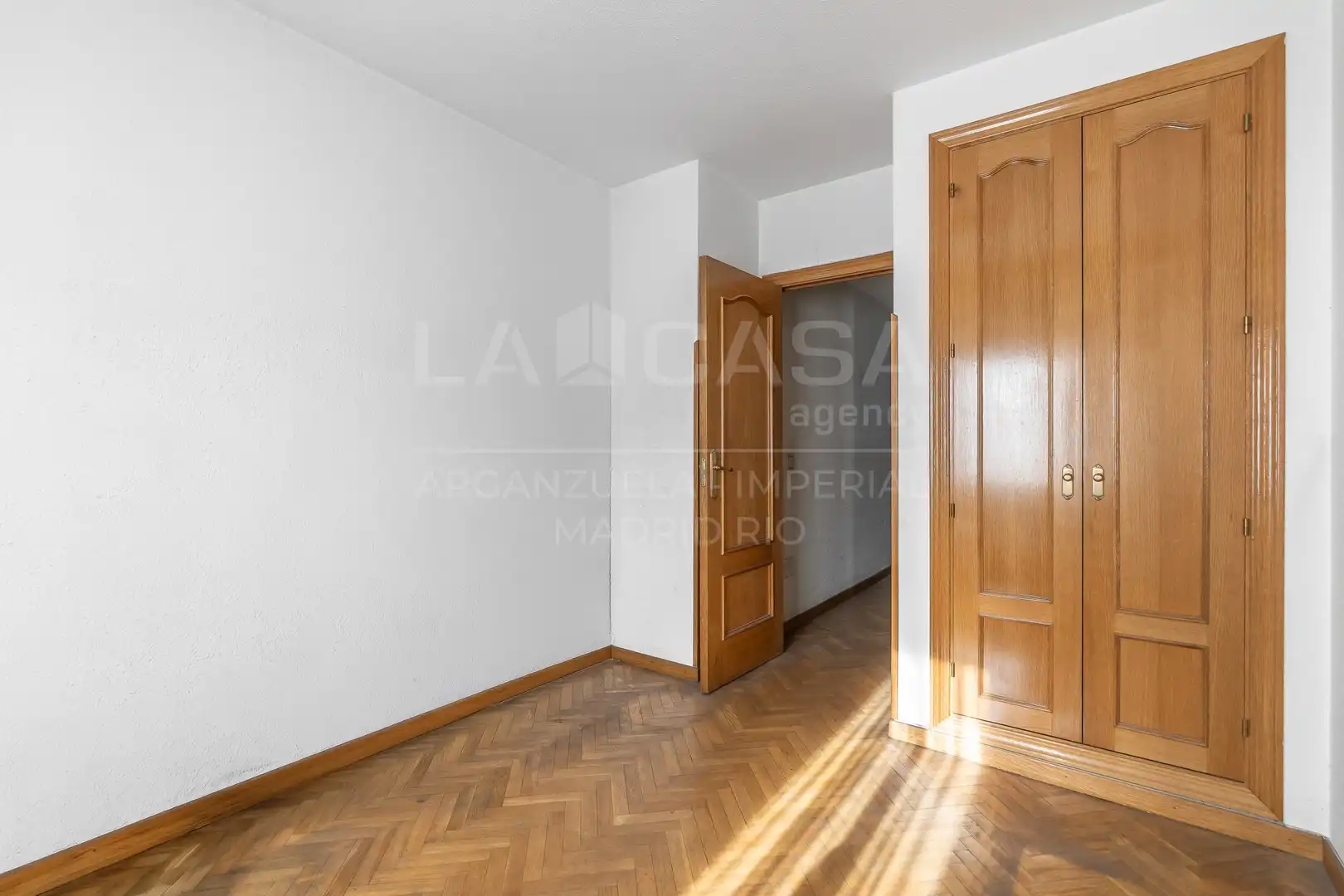 Flat for sale in Madrid  with Heating, Terrace and Balcony