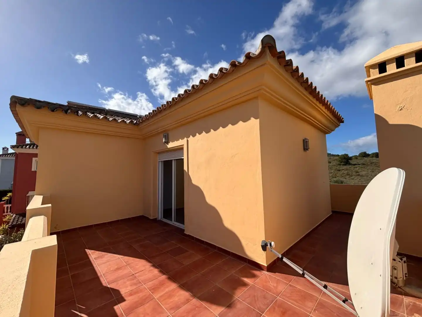 Terrace of Houses for sale in Coín  with Air Conditioner, Heating and Private garden
