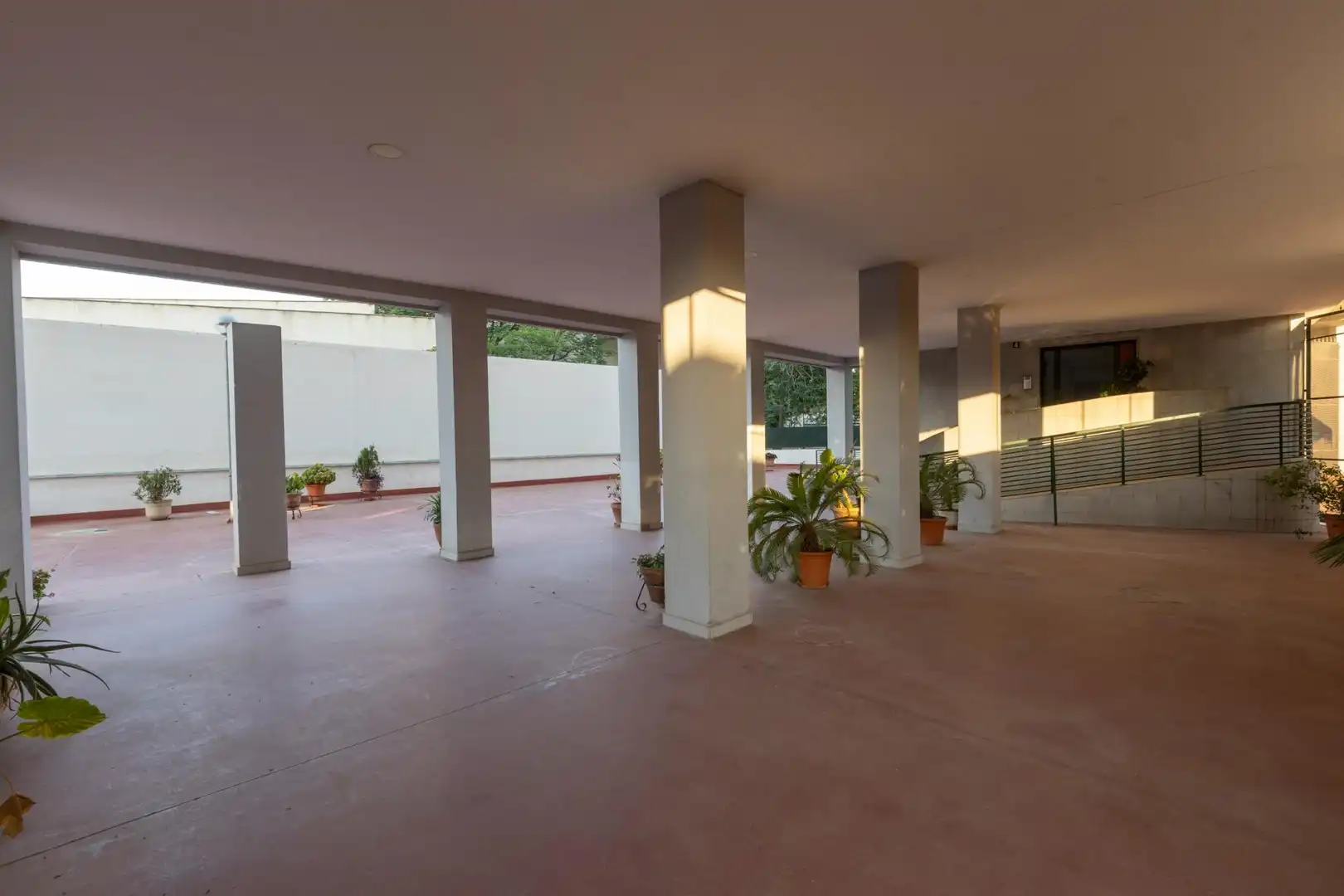 Flat for sale in Granada  with Balcony and Community pool