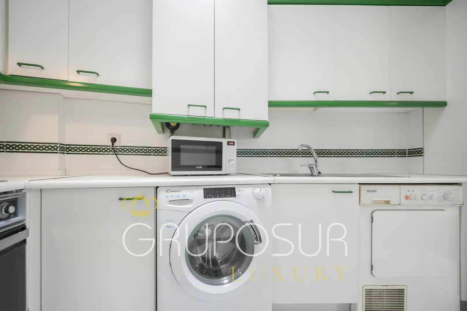 Cocina de Apartamento en venta en Valladolid con Aire acondicionado, Calefacción y Parquet