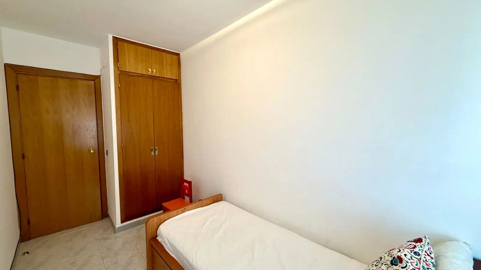 Bedroom of Flat for sale in El Vendrell  with Air Conditioner, Heating and Terrace
