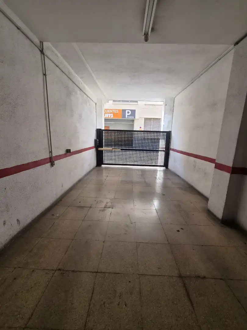Parkplatz von Wohnung zum Verkauf in Castellón de la Plana / Castelló de la Plana mit Ofen und Balkon