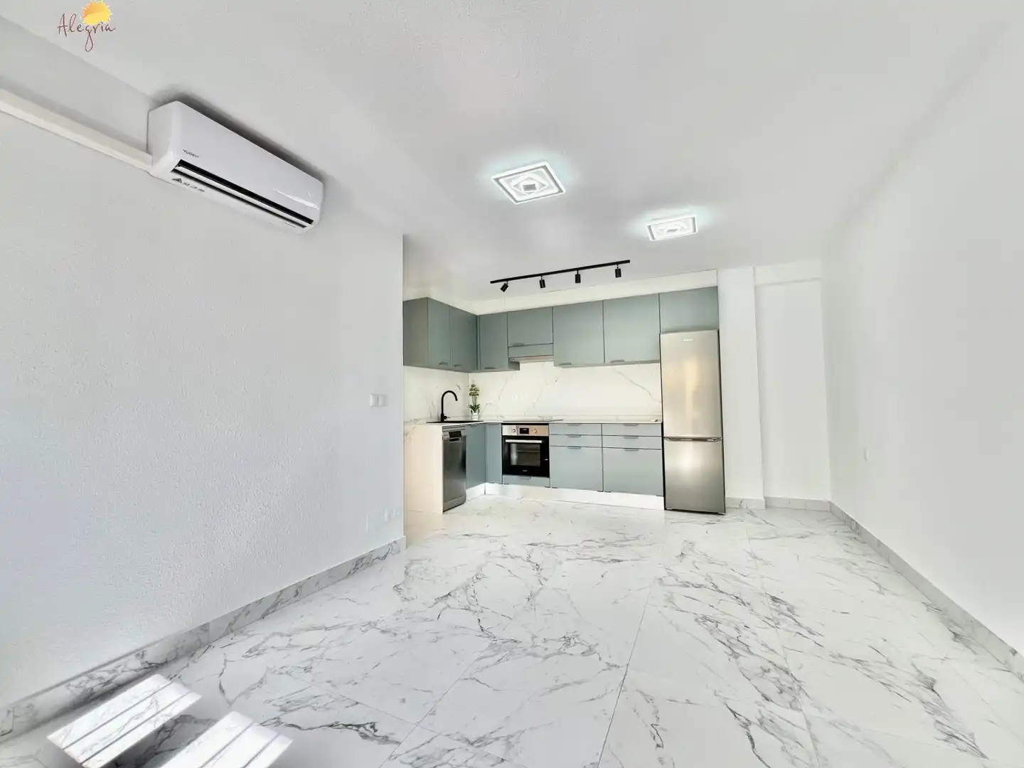 Apartment with terrace for sale in Avenida de don juan de austria, imagen 9