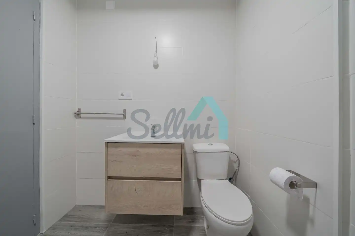 Badezimmer von Wohnung zum Verkauf in Aller mit Terrasse