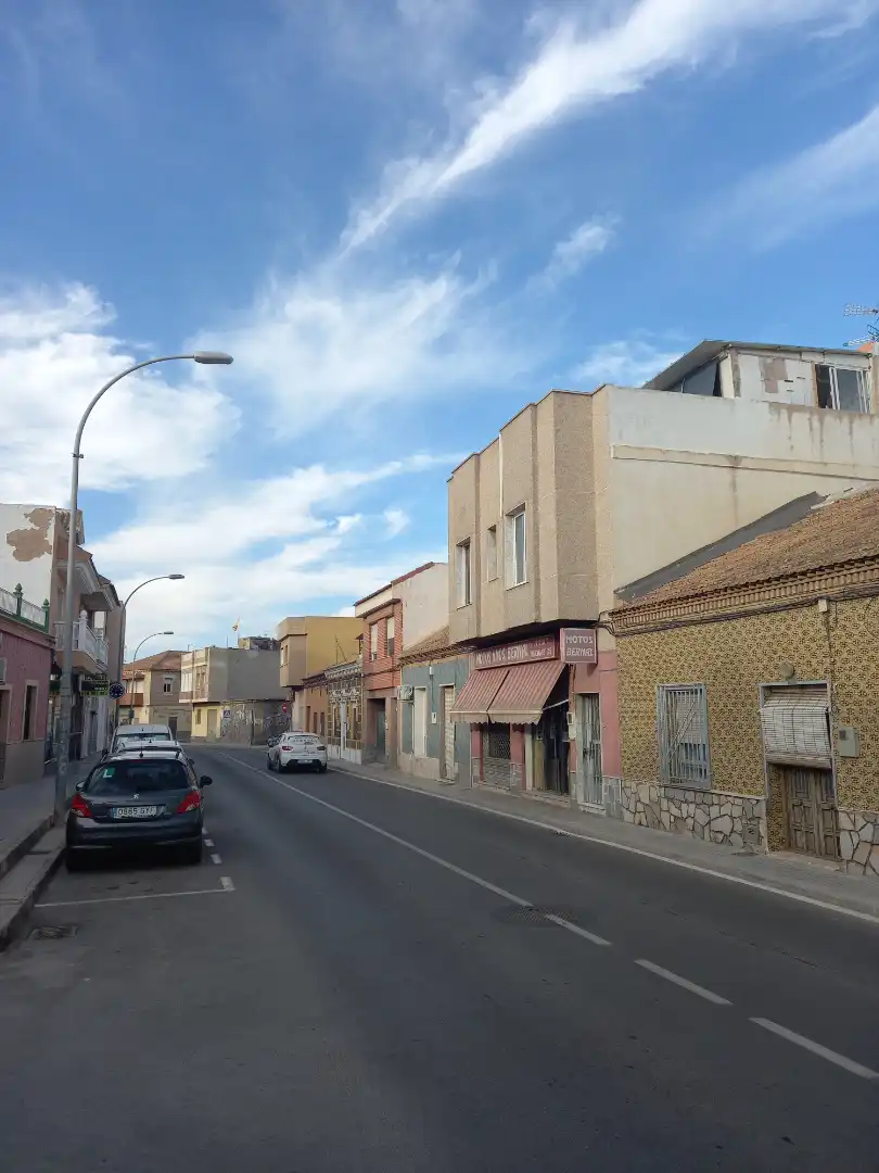 Local comercial en venta en Calle del Submarino 113
