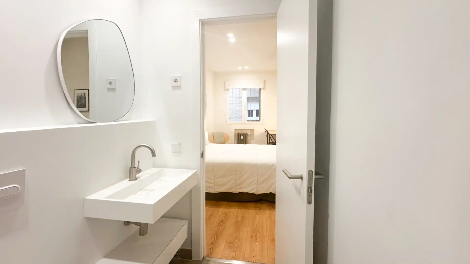 Bany de Casa o xalet per a compartir en Madrid amb Aire condicionat, Calefacció i Moblat