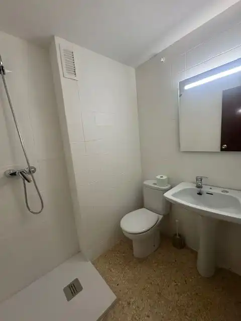 Bathroom of Flat for share in Alcoy / Alcoi  with Terrace and Furnished