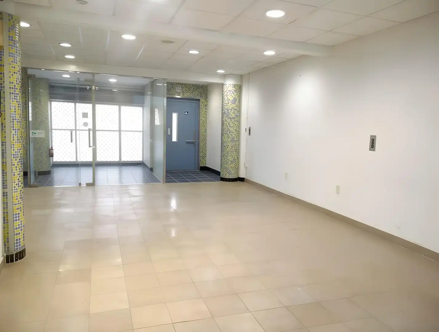Local comercial de lloguer a Centre