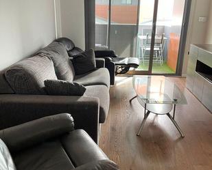 Living room of Flat to rent in  Granada Capital  with Air Conditioner, Heating and Parquet flooring