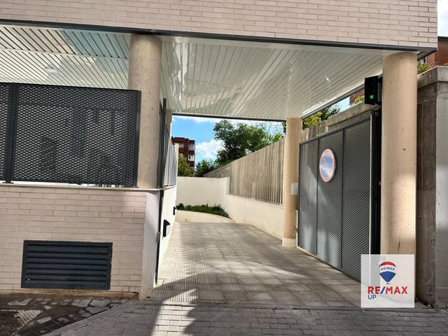 Garaje en Venta en Calle Calle de Nájera, 4 en Vista Alegre