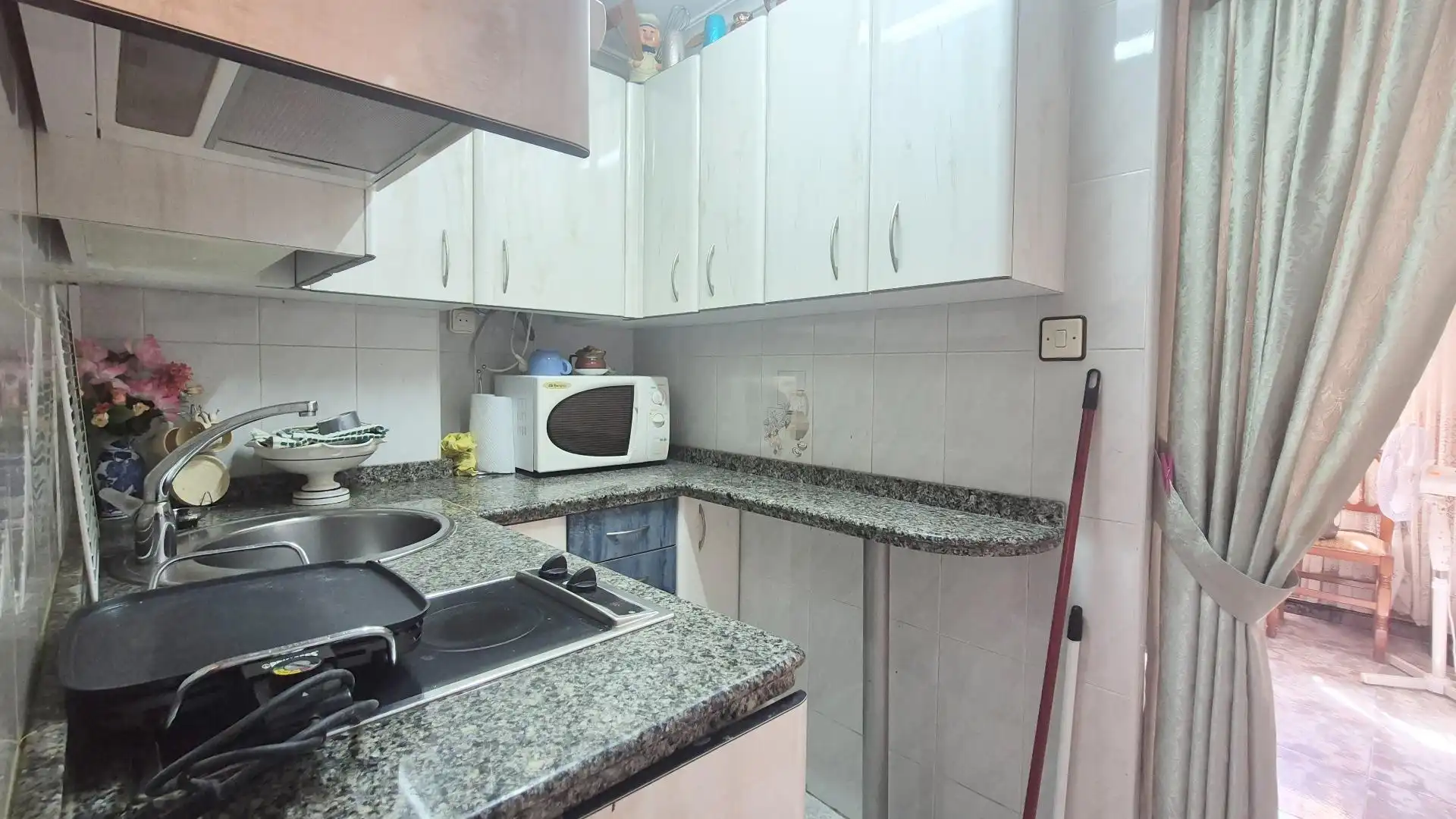 Cuina de Pis en venda en Salamanca amb Calefacció