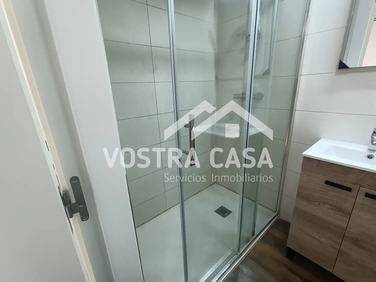 Commercial properties for rent in SALVADOR DALI , -1, Los Felipes - Corral de Carmelo