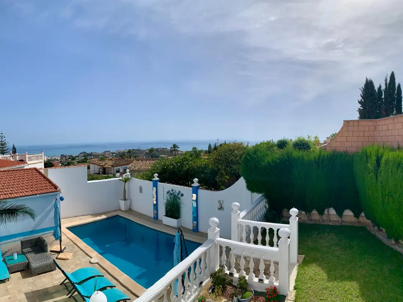 Außenansicht von Wohnung zum Verkauf in Benalmádena mit Klimaanlage, Terrasse und Schwimmbad