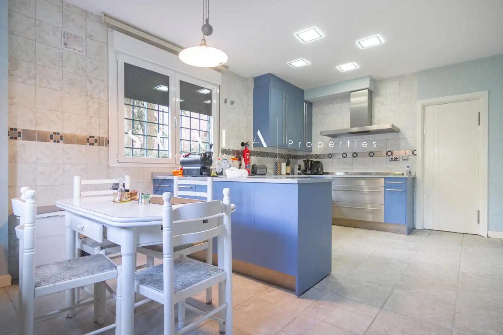 Houses for rent in SAXIFRAGA, Castilla