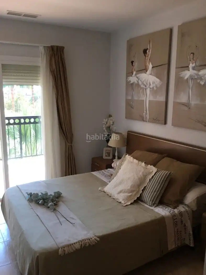 Flat with pool to rent in Carrer Arnau de Vilanova 4, imagen 4