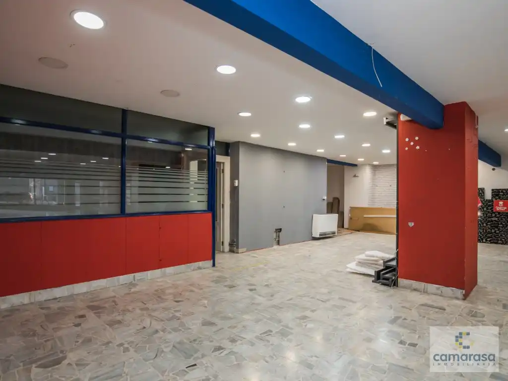 Business premises to rent in Avenida Madrid 9, imagen 2