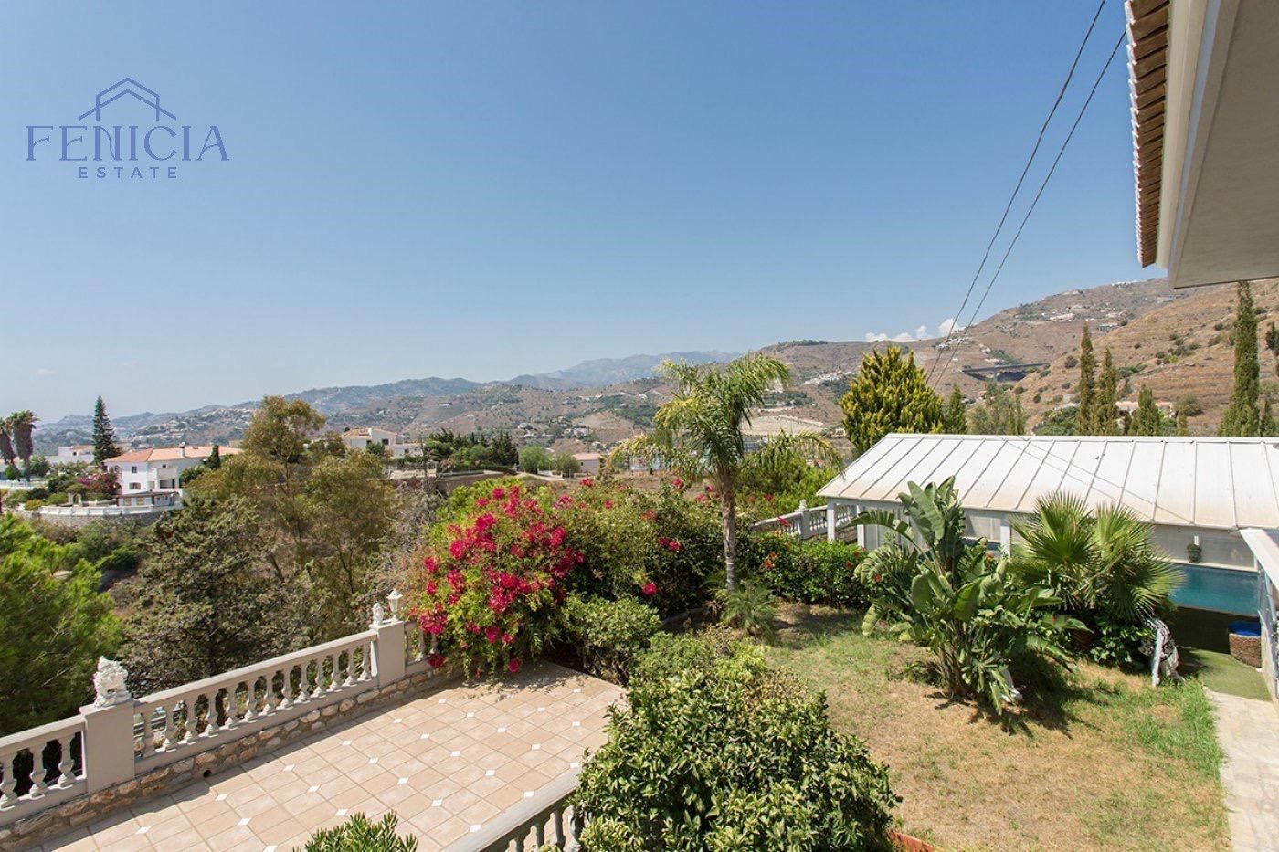 Garden of House or chalet for sale in Almuñécar  with Air Conditioner, Heating and Private garden