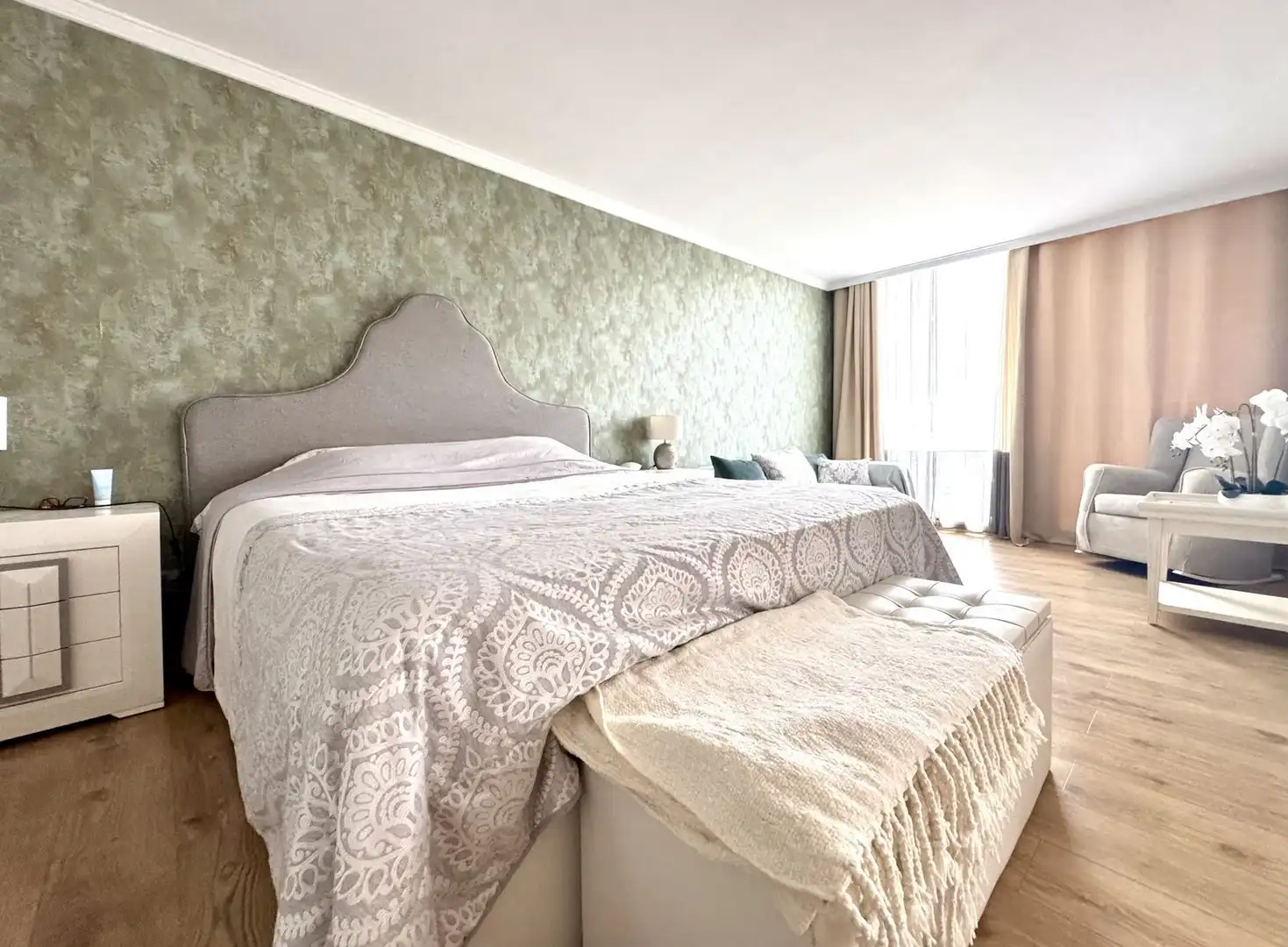 Penthouse with pool for sale in Urbanizacion Parque Botanico las Lomas de Guadalmina 2, imagen 9