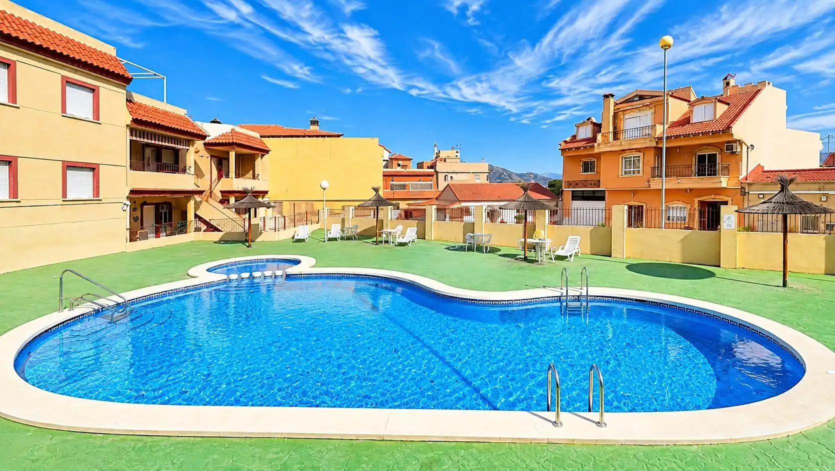 Vista exterior de Casa o chalet en venta en Desamparados - Hurchillo - Torremendo