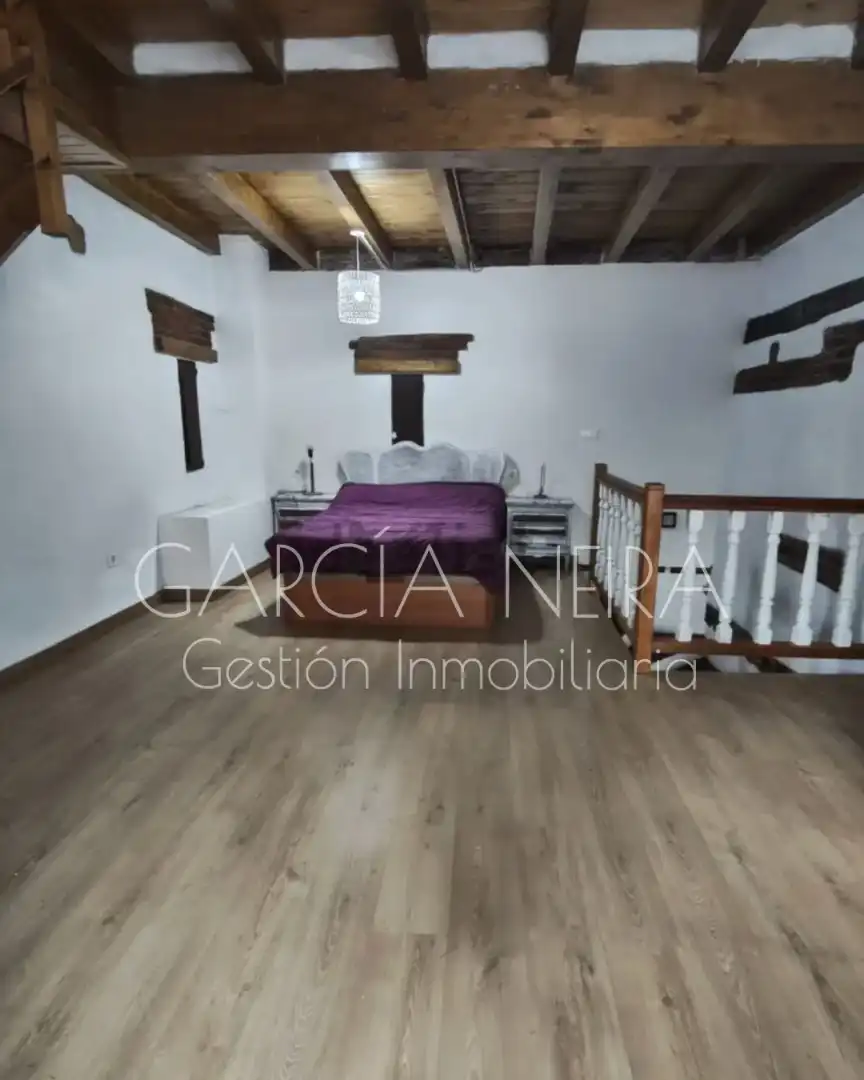 Casa adosada en venda en Riosa amb Calefacció, Parquet i Moblat
