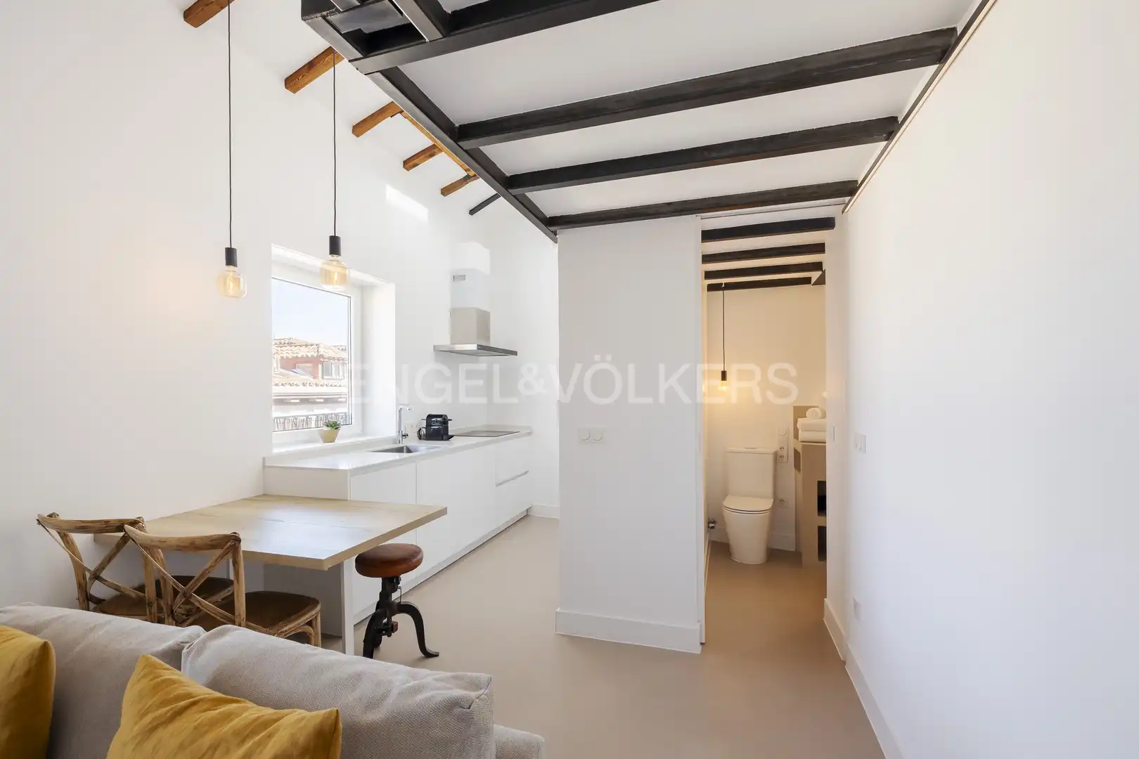 Cocina de Ático de alquiler en Madrid con Aire acondicionado, Calefacción y Terraza