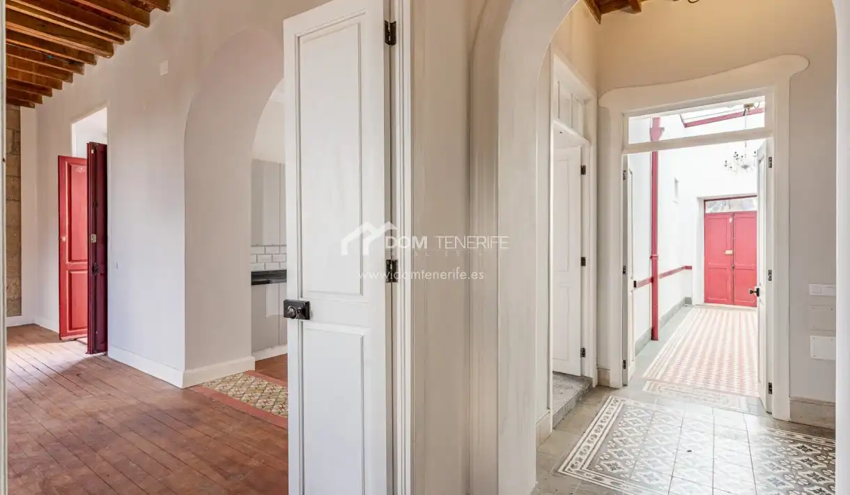 Casa o chalet en venta en San Miguel de Abona con Terraza, Trastero y Horno