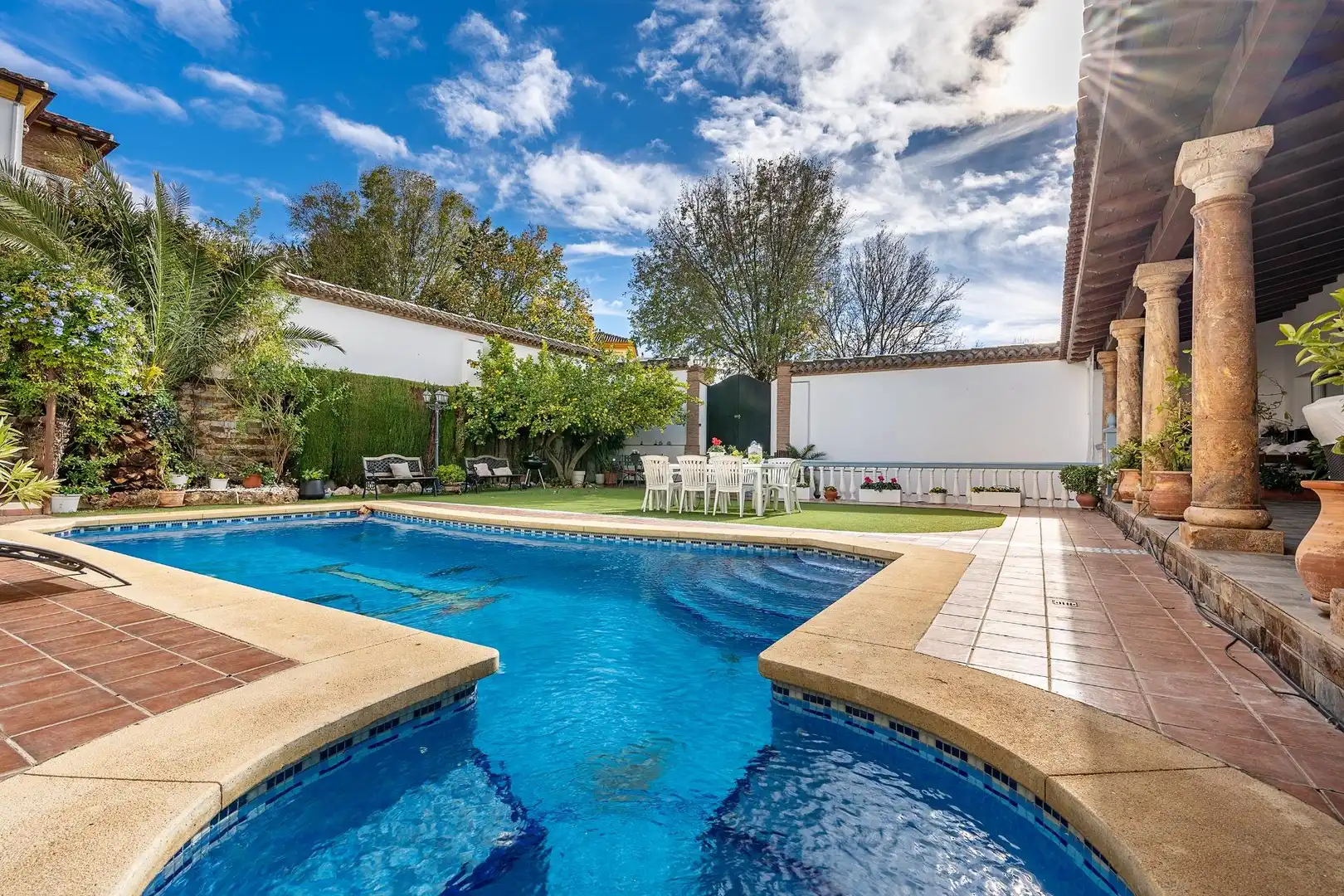 Chalet con piscina en venta en Calle MARTIN RECUERDA, imagen 3