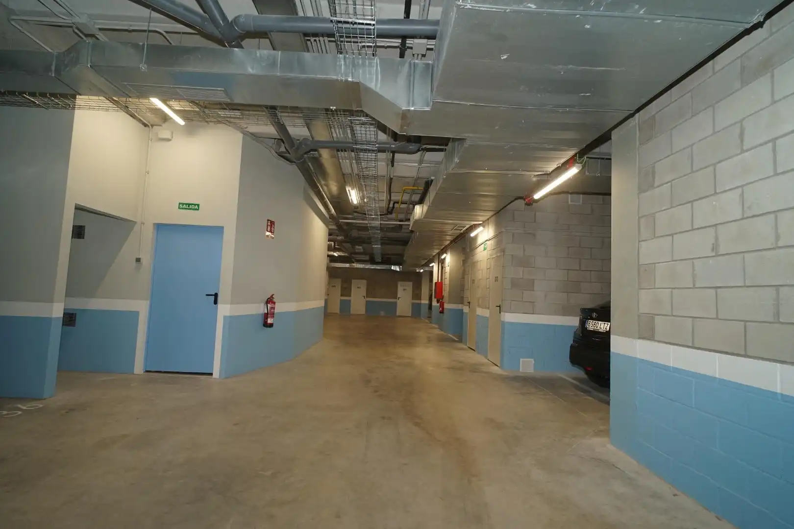 Parkplatz von Wohnung zur Miete in Santa Cruz de Bezana mit Parkett