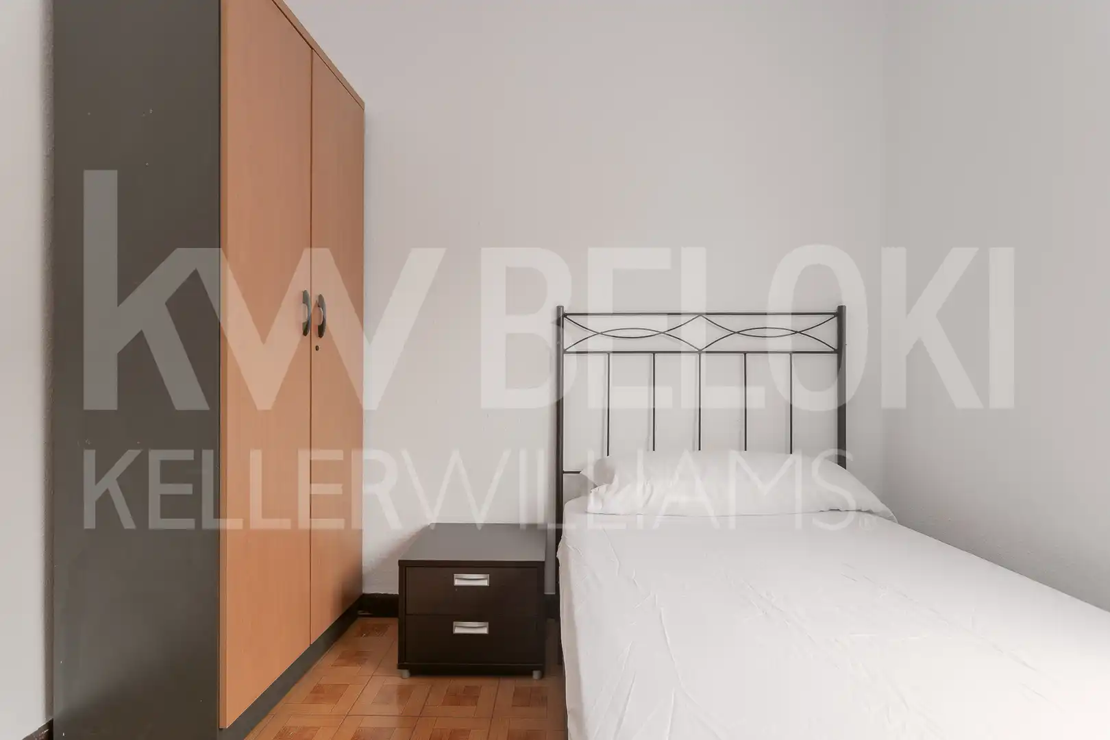 Habitación de Piso en venta en  Pamplona / Iruña con Calefacción y Balcón