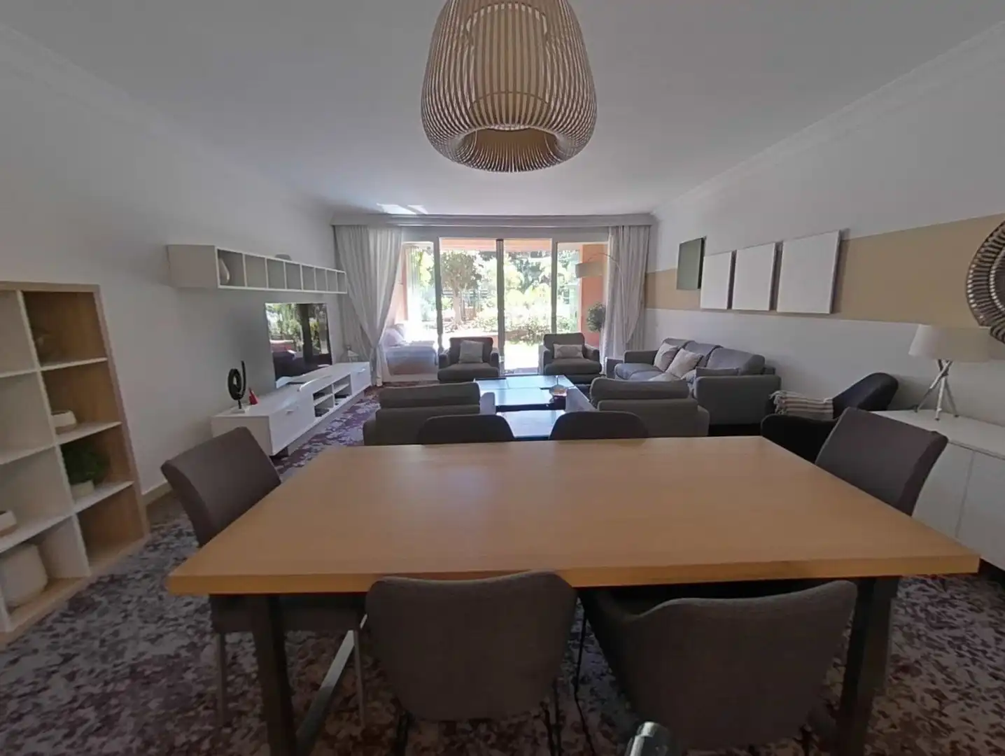Menjador de Apartament en venda en Marbella amb Terrassa, Traster i Moblat
