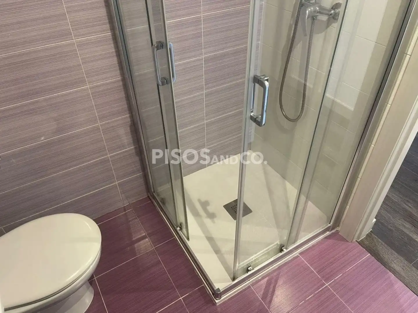Baño de Piso en venta en A Coruña Capital  con Calefacción y Amueblado