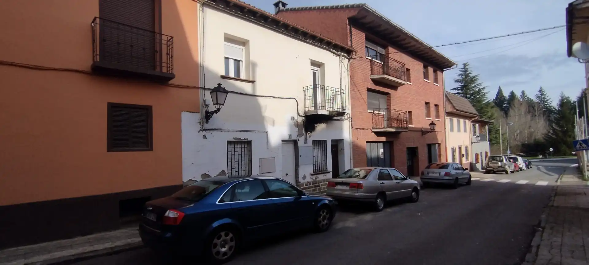 Exterior view of Single-family semi-detached for sale in Sabiñánigo  with Private garden and Balcony