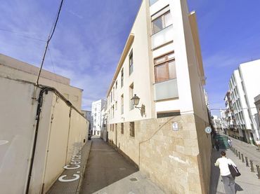 Pis amb ascensor en venda a Calle CERCA DE CAPUCHINOS
