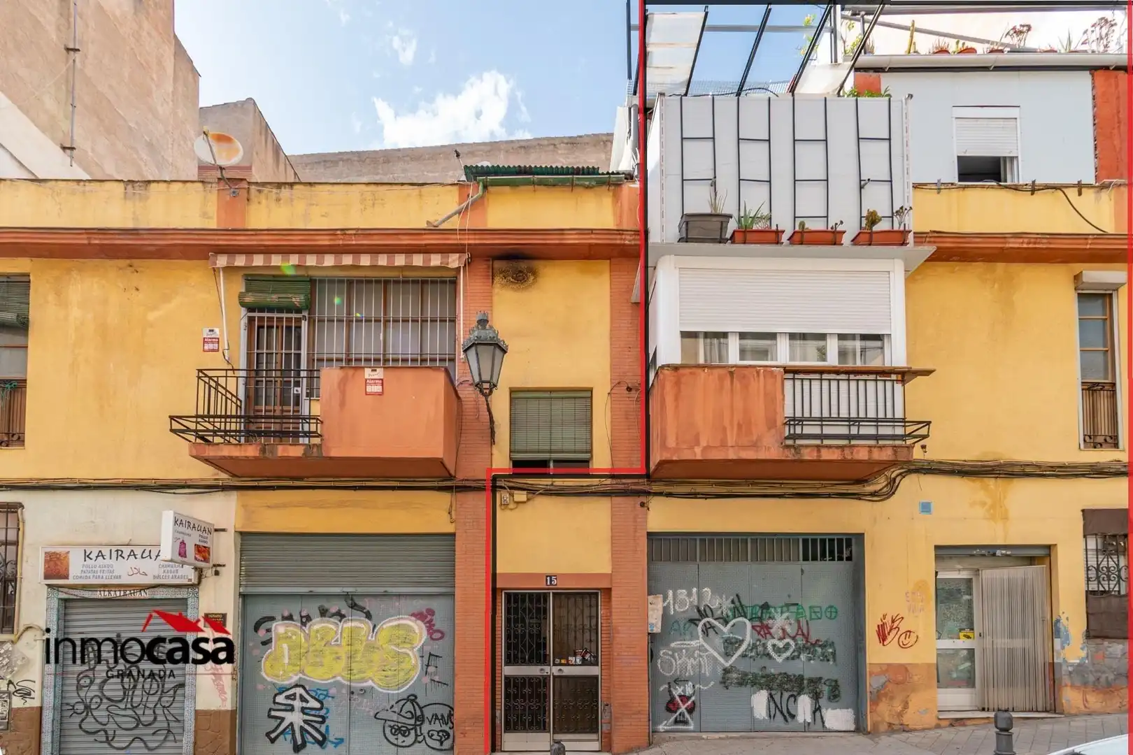 Vista exterior de Edificio en venta en Granada