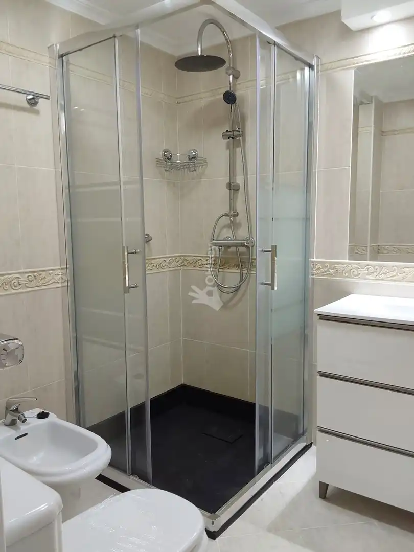 Bany de Pis en venda en Getafe amb Aire condicionat, Calefacció i Terrassa