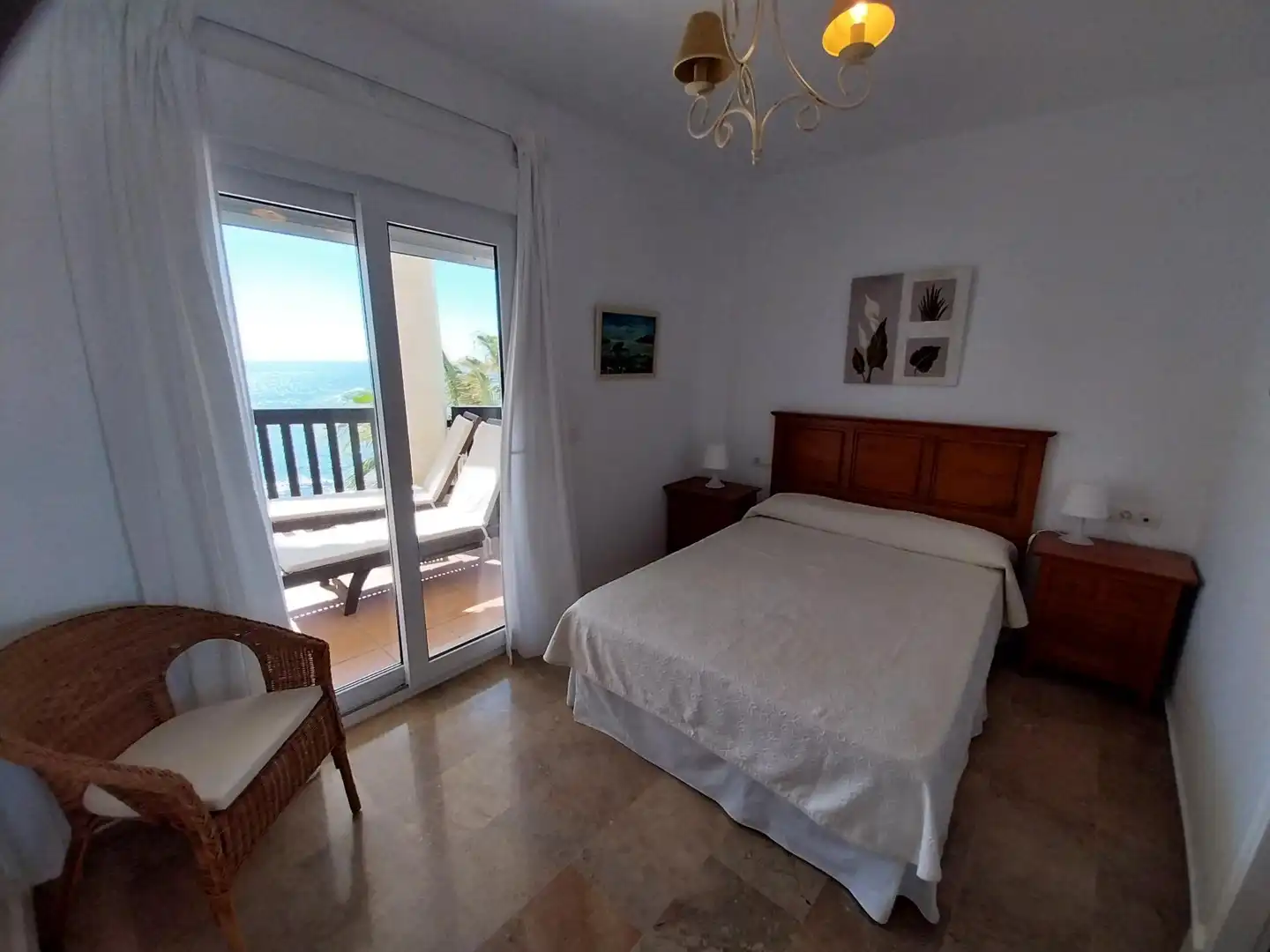 Schlafzimmer von Wohnungen zur Miete in Mijas mit Heizung, Privatgarten und Terrasse