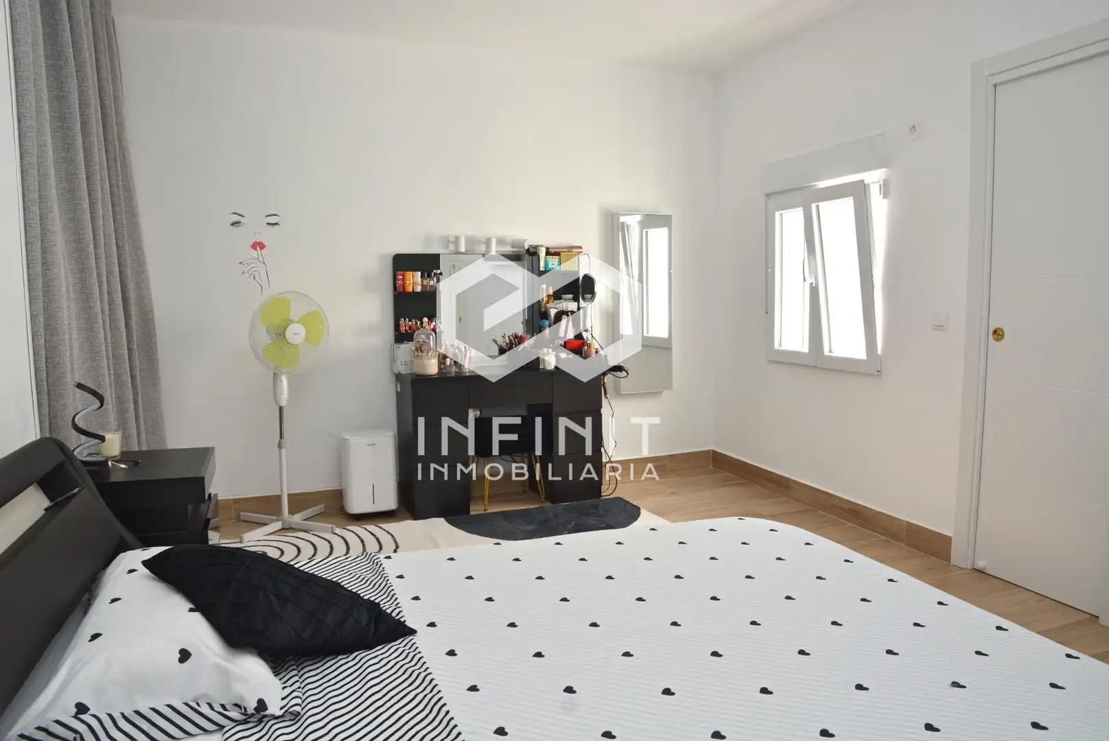 Bedroom of Houses for sale in Mazuecos  with Air Conditioner and Balcony