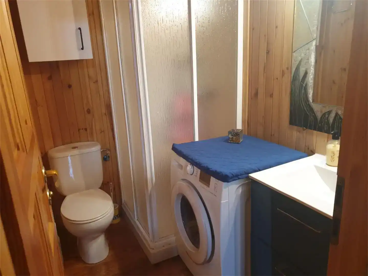 Bany de Casa o xalet en venda en Frumales amb Aire condicionat i Parquet