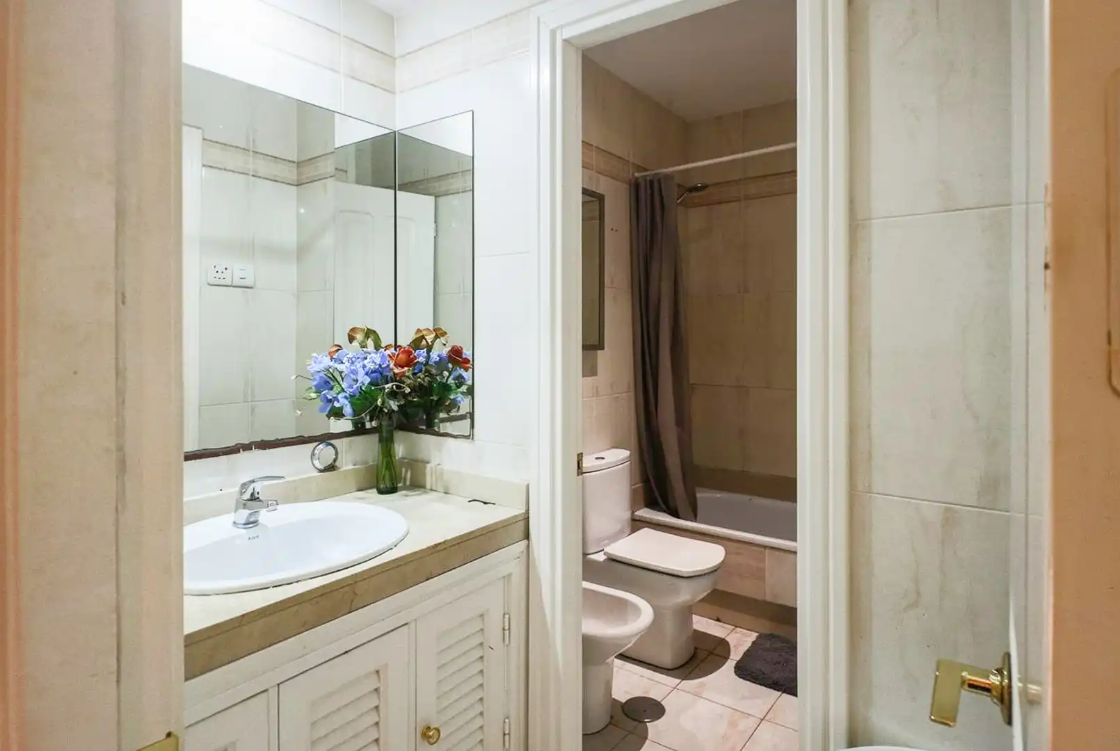 Baño de Piso en venta en Las Palmas de Gran Canaria con Piscina comunitaria