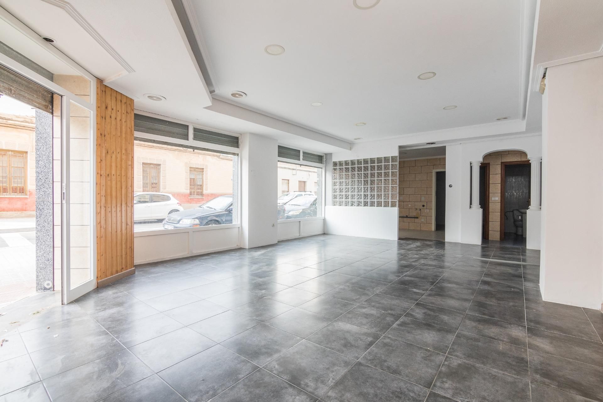 Premises for sale in Elche / Elx