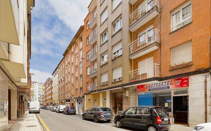 Vista exterior de Pis en venda en Gijón 