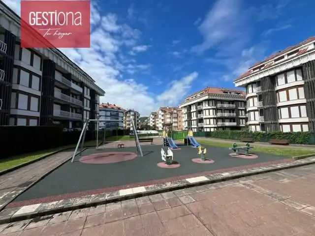 Vista exterior de Ático en venta en Noja con Terraza, Amueblado y Balcón