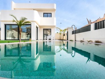 Xalet amb piscina en venda a Roldán