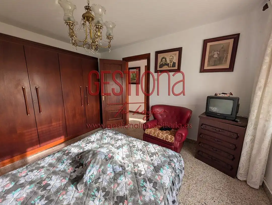 Schlafzimmer von Country house zum Verkauf in Bareyo mit Privatgarten, Terrasse und Balkon