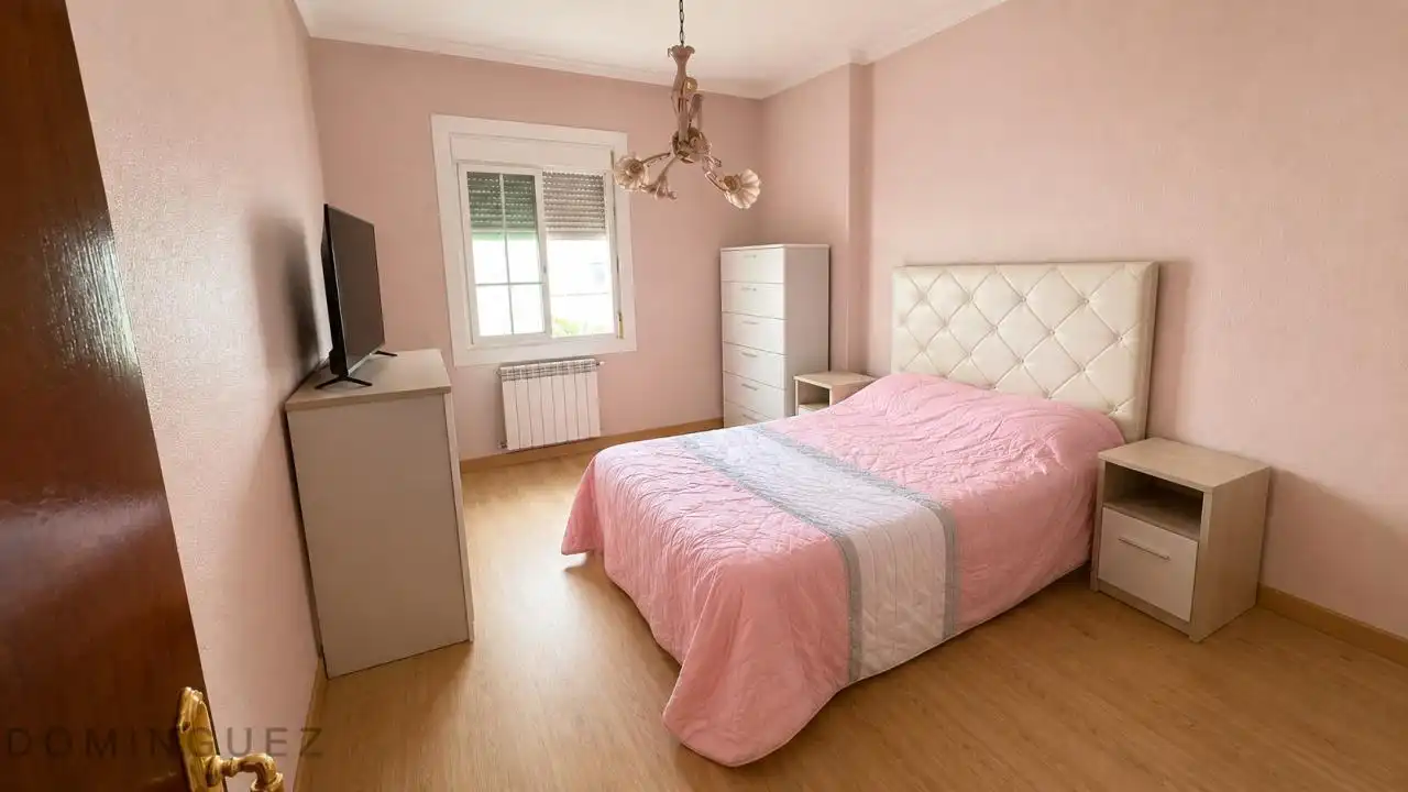 Bedroom of Flat for sale in Vigo   with Heating and Terrace