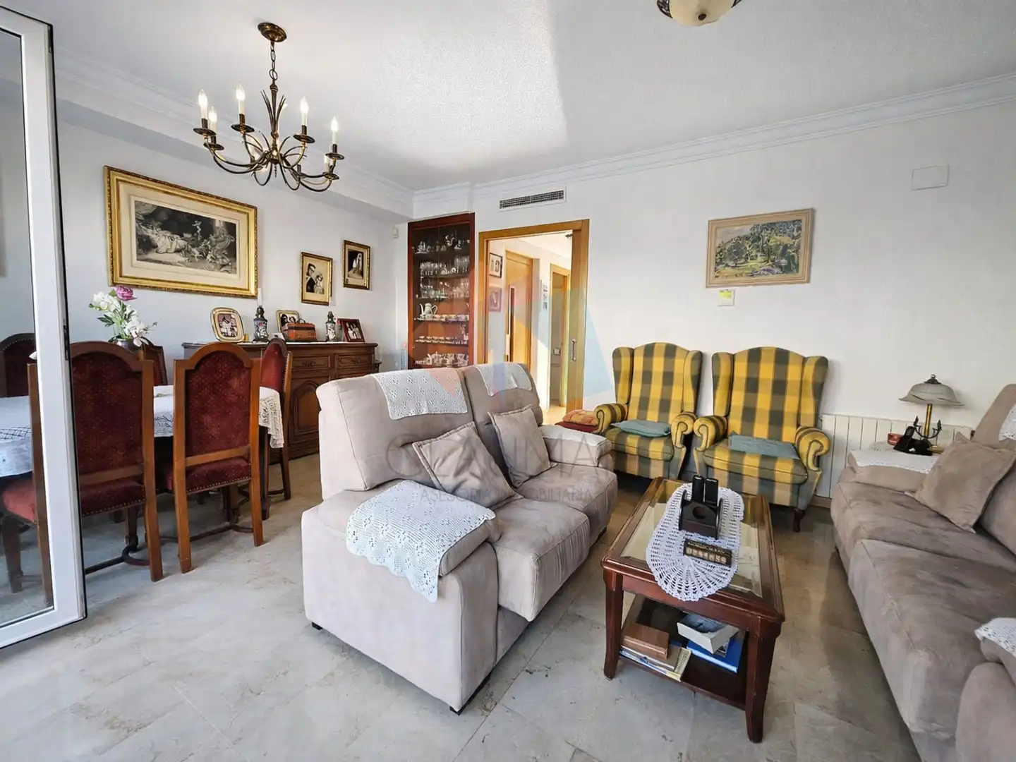 Sala d'estar de Casa adosada en venda en Gandia amb Aire condicionat, Calefacció i Terrassa