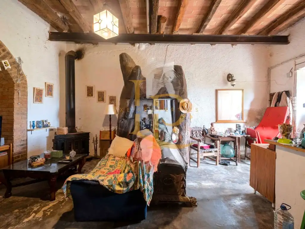 Finca rústica en venda en Rubí amb Calefacció, Jardí privat i Parquet