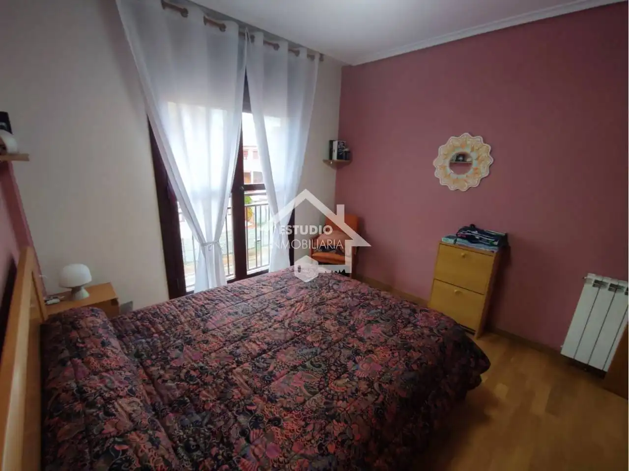 Habitación de Casa o chalet en venta en Canillas de Río Tuerto con Calefacción, Jardín privado y Parquet