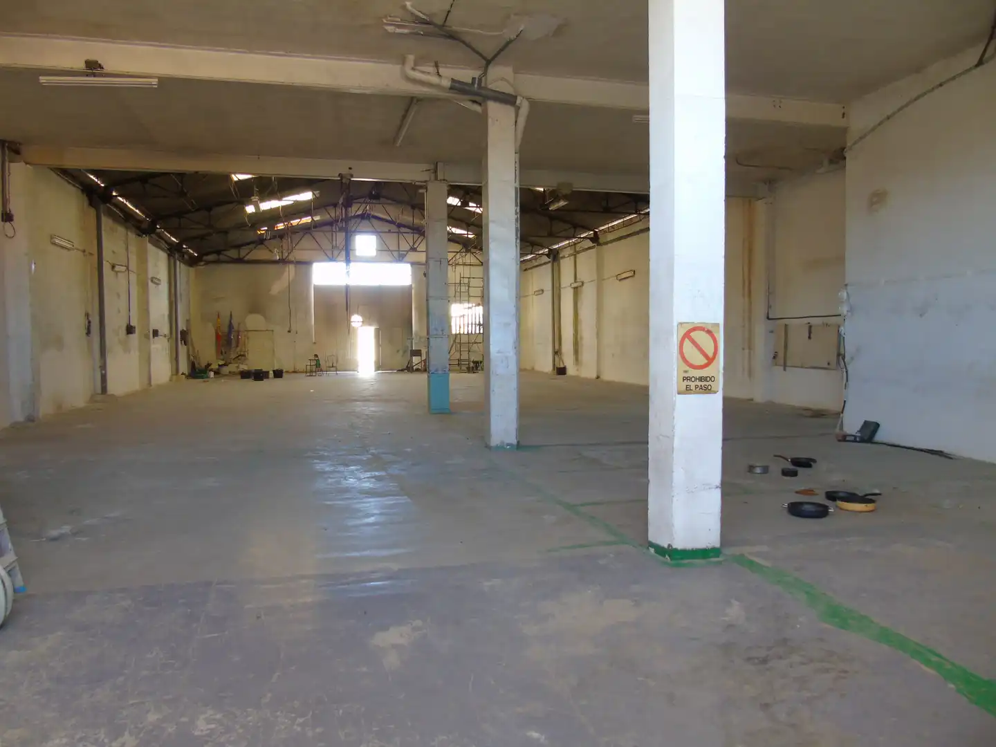 Industrial buildings for sale in Ceutí